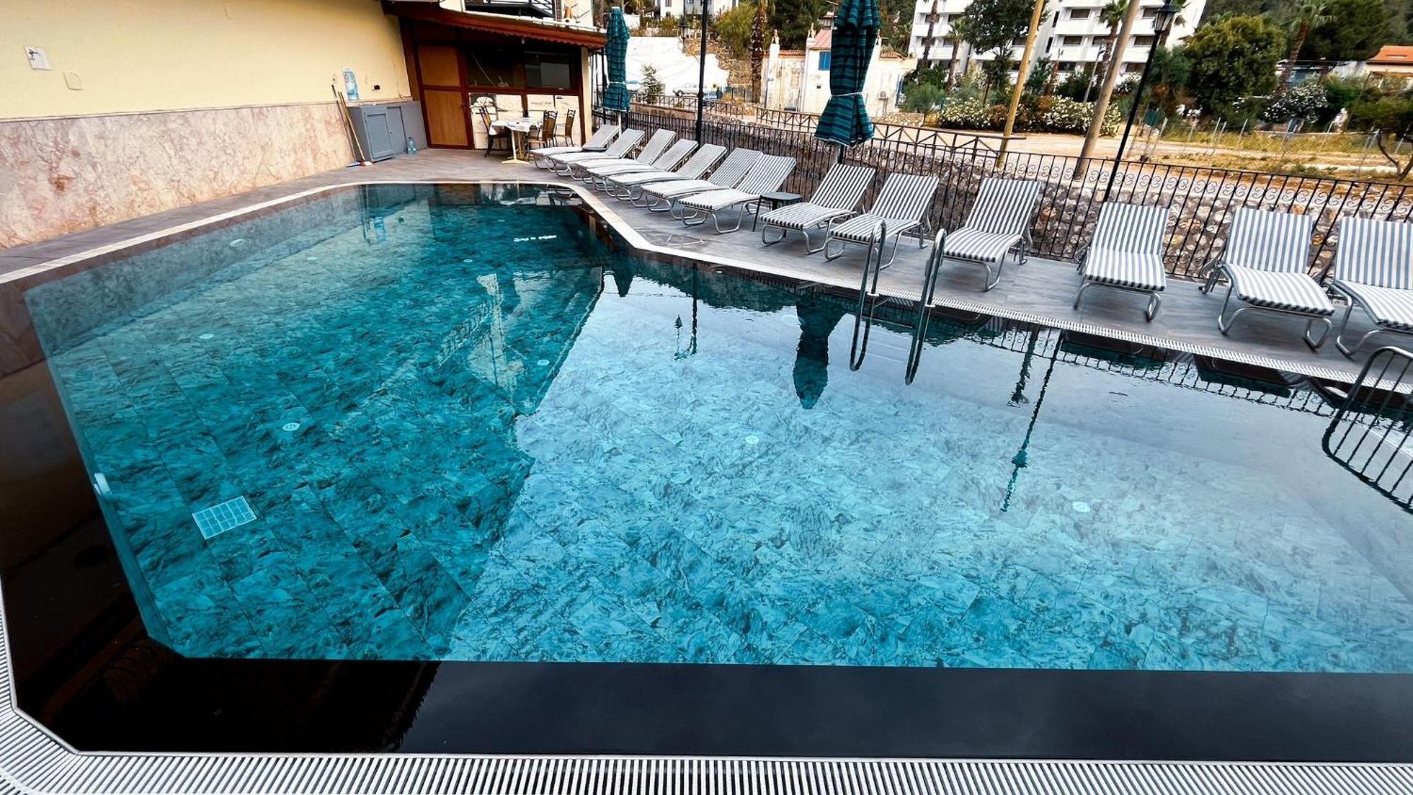 Ozlem 2 Apart Hotel Marmaris Exterior photo