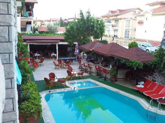 Ozlem 2 Apart Hotel Marmaris Exterior photo